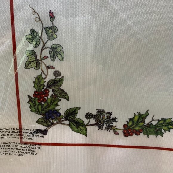 Spode Holly Cardinal Portmeirion Placemats Set of 4 NWT - Picture 4 of 6